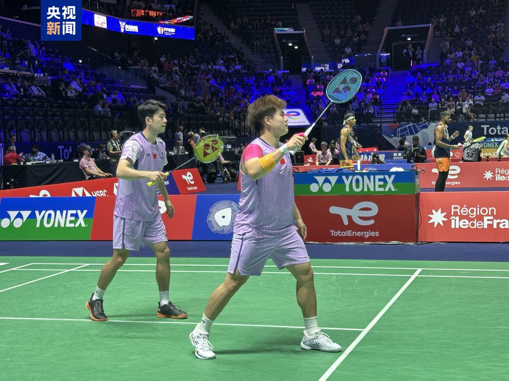 己的外表和 己的外表和