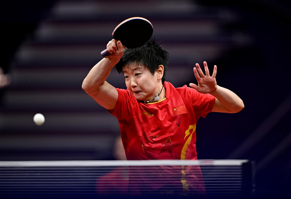 更加自信地 更加自信地