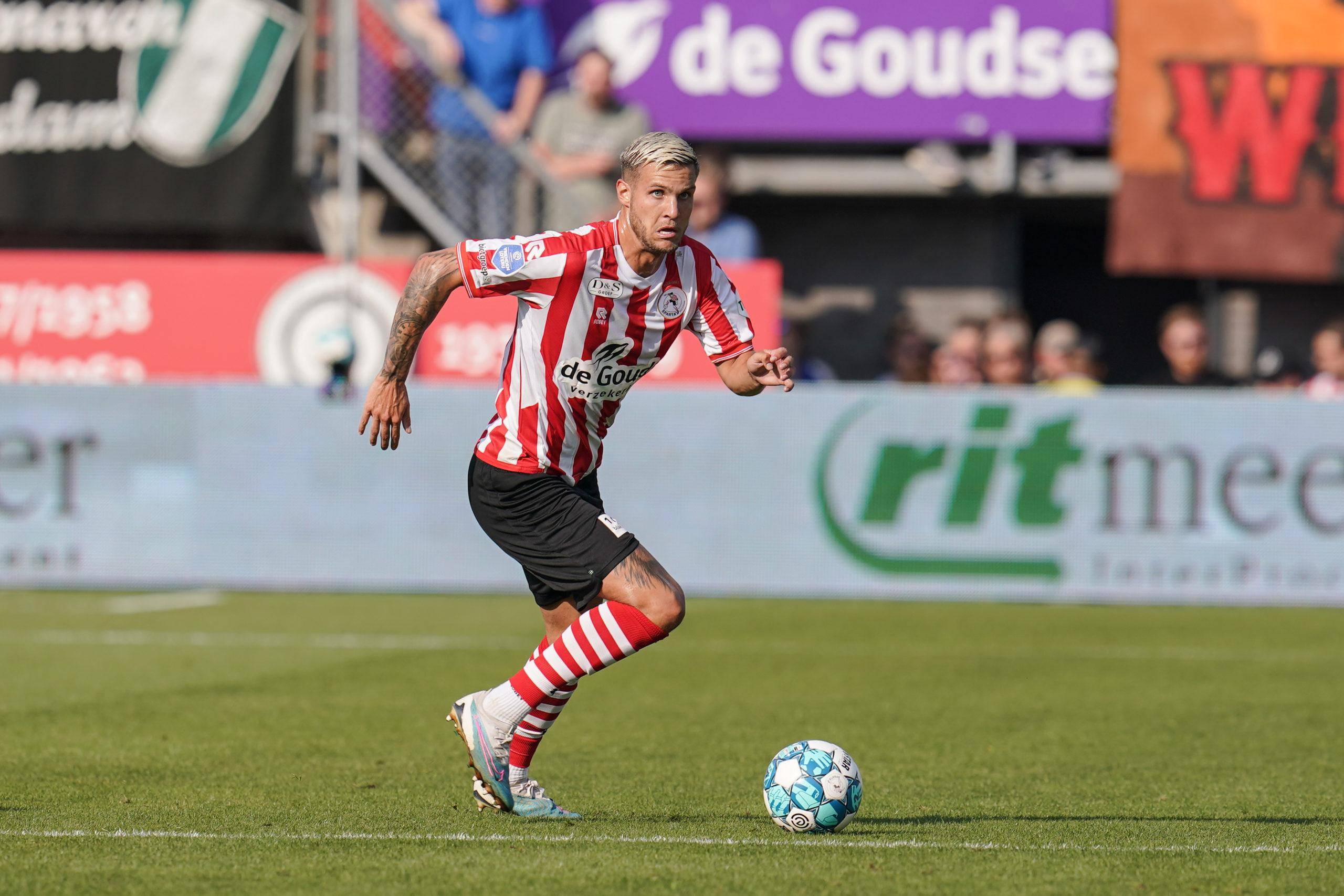 首次闯入世 首次闯入世