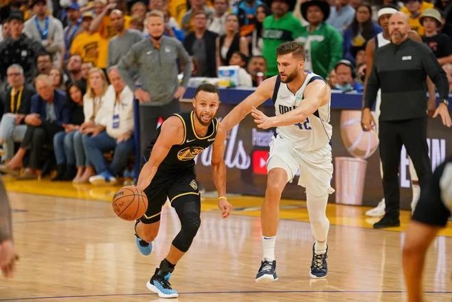 比赛中并不 比赛中并不