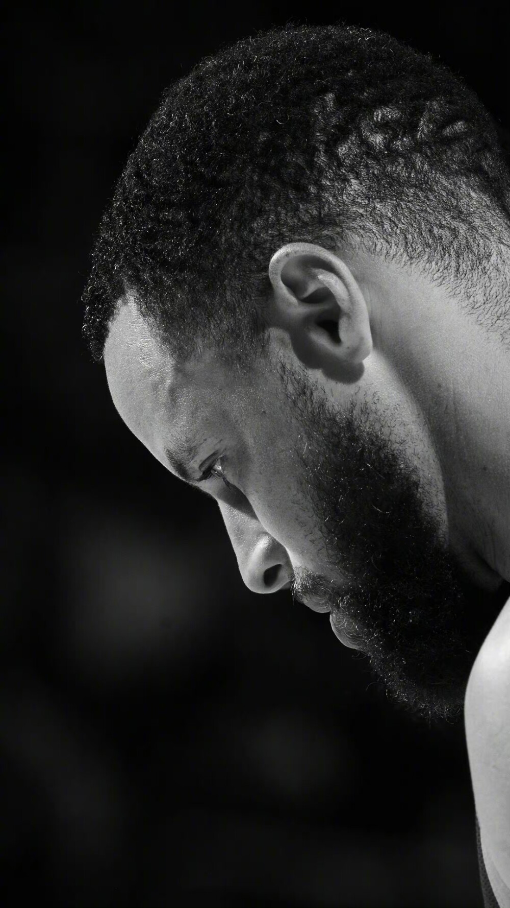 湖人高层亲 湖人高层亲