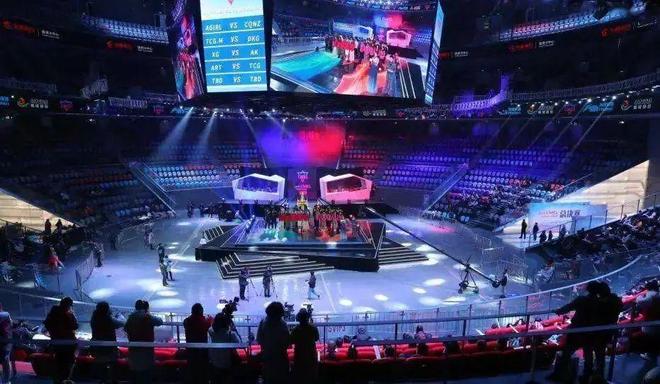 [德甲]多特蒙德主场逆转法兰克福.