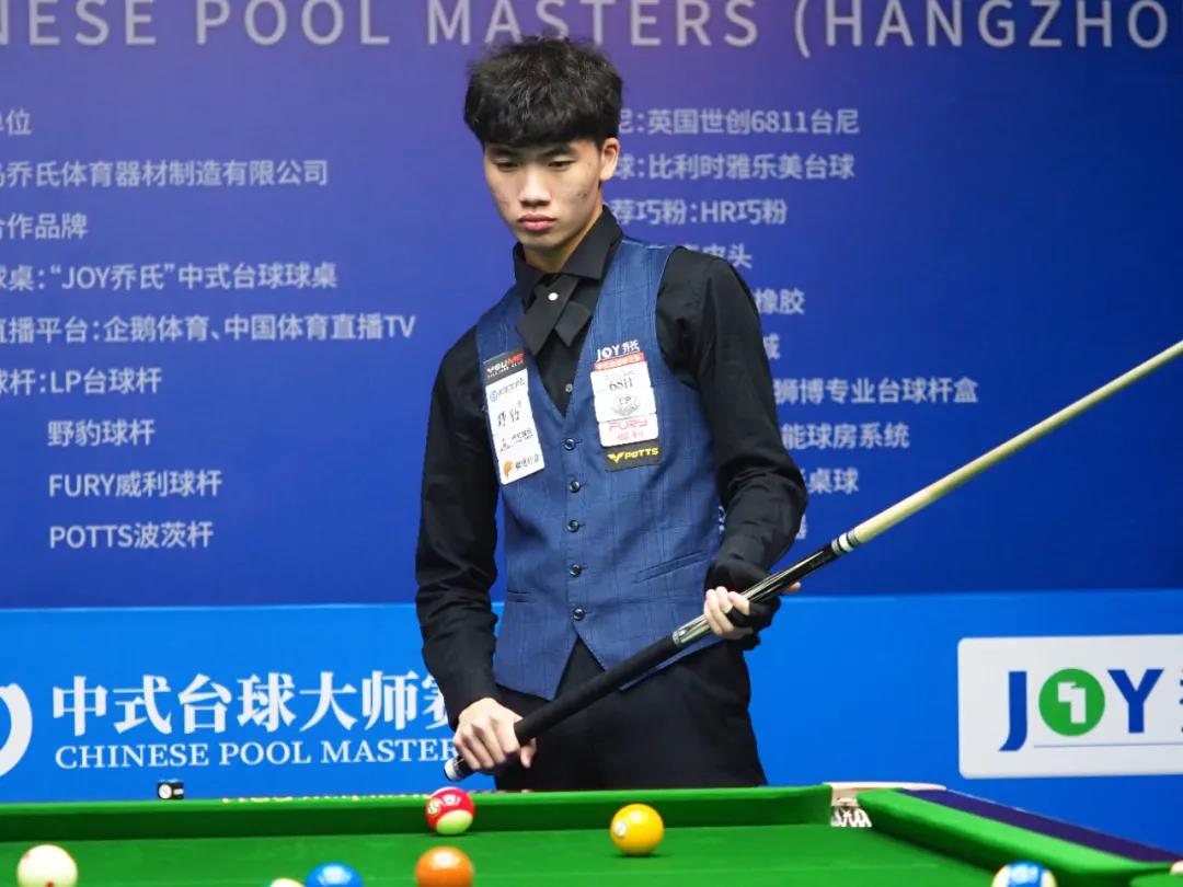 百场里程碑！施罗德晒照：为国征战的百场比赛！