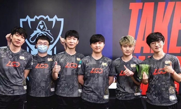 国际足球友谊赛：意大利小胜波黑