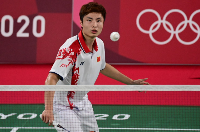 犯规与错位 犯规与错位