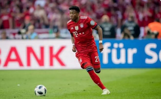 茵曼：“鲍比，你觉得我们应该选谁？”