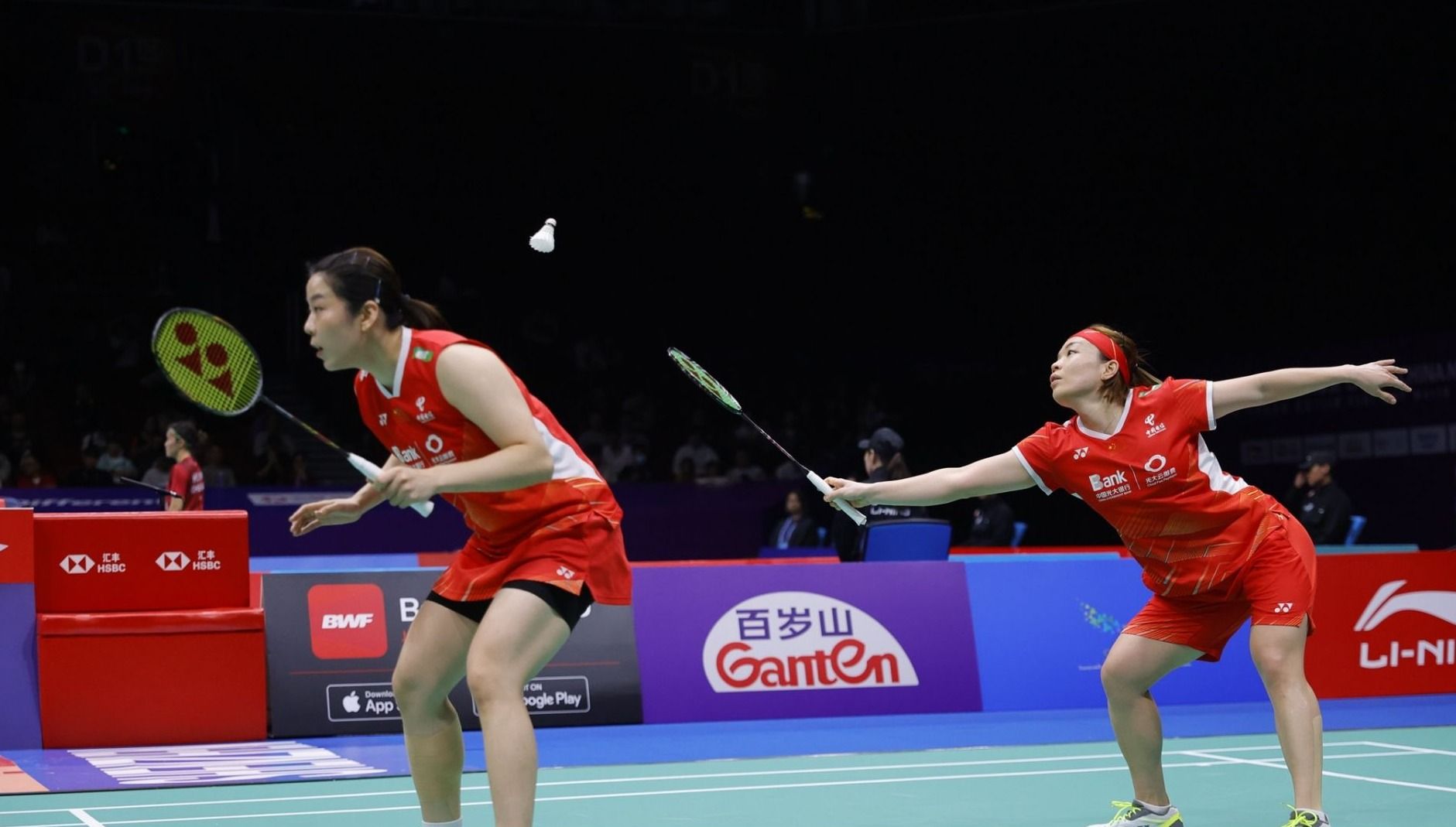 线与地图物 线与地图物